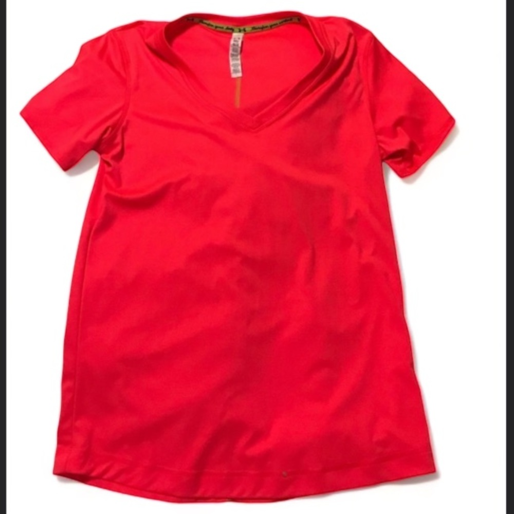 Under Armour Heat Gear Semi Fitted Shirt Short Sleeve Ladies Size M WORN ONCE